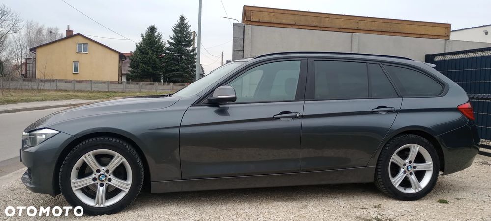 BMW Seria 3 318d DPF Edition Sport - 4