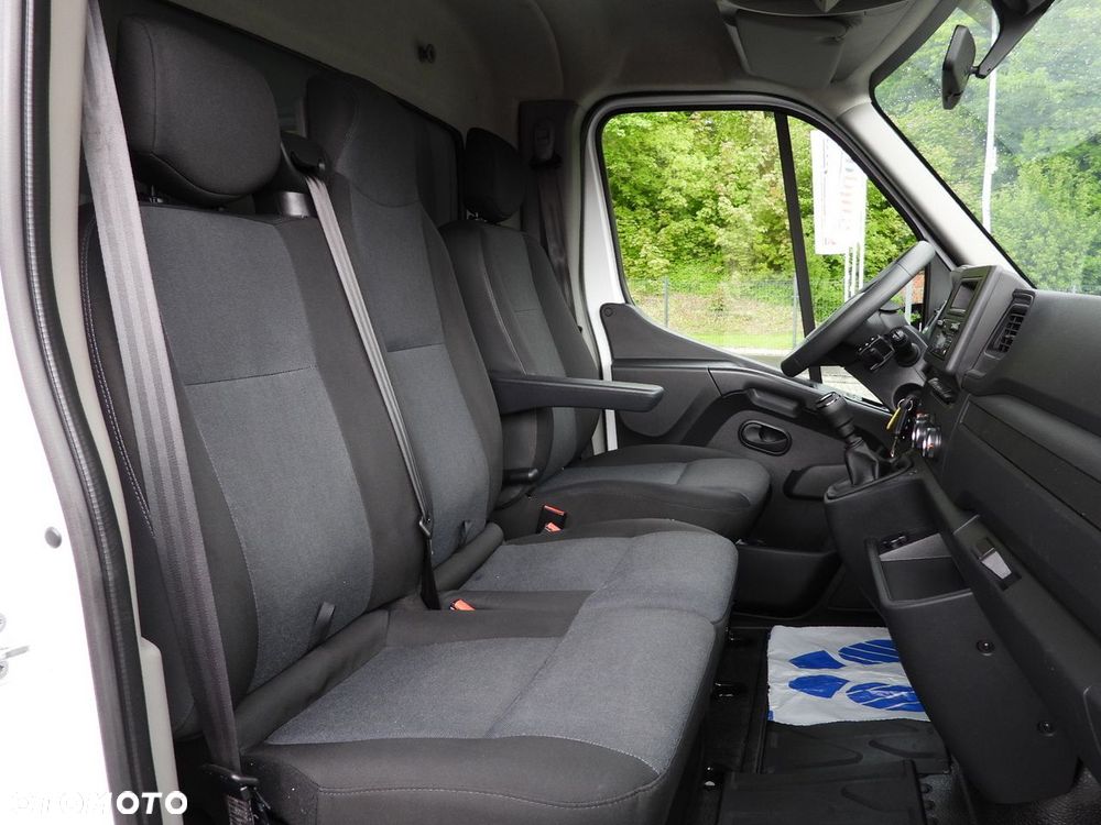 Renault MASTER  PLANDEKA 10 PALET WEBASTO TEMPOMAT LEDY PNEUMATYKA KLIMATYZACJA  165KM - 37