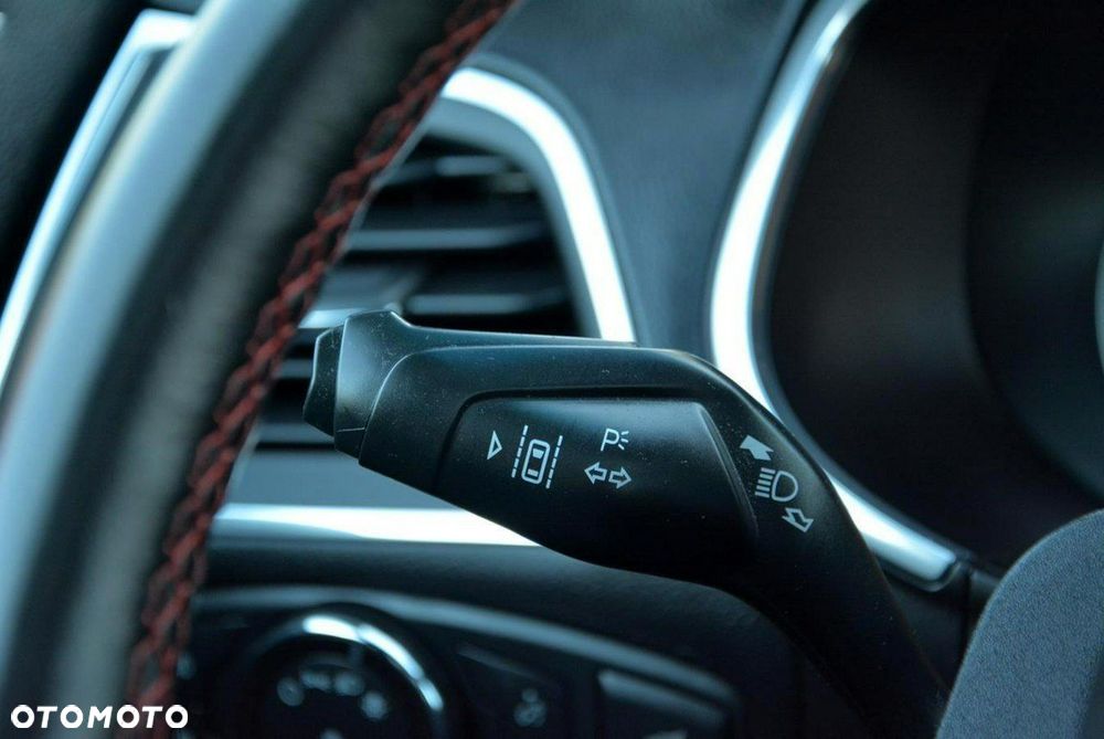 Ford Edge 2.0 EcoBlue Twin-Turbo 4WD ST-Line - 34