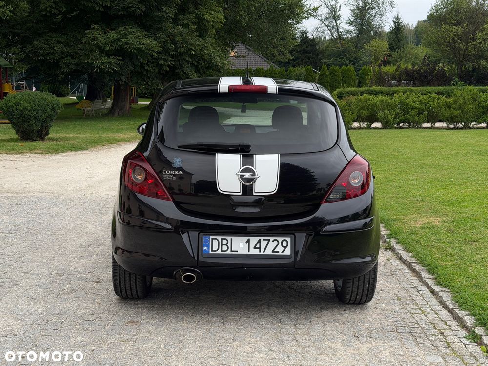 Opel Corsa 1.4 16V Edition 150 - 5