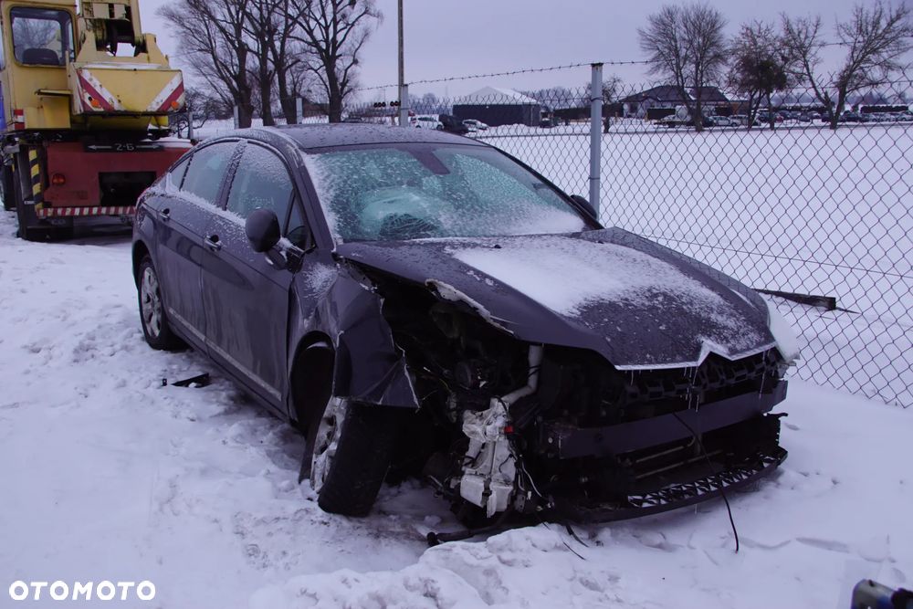 Auto na części - Citroen C5 II X7 Lift 2.0 HDI 163 KM RH02 20GF13 EEH 2011R Silnik Skrzynia Drzwi Klapa Zderzak Błotnik Lampa Lusterko Szyba Klamka Deska Kokpit Sterownik Moduł Czujnik Licznik Wyświetlacz Panel Kierownica - 1