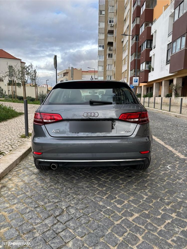 Audi A3 Sportback 1.6 TDI Design - 3