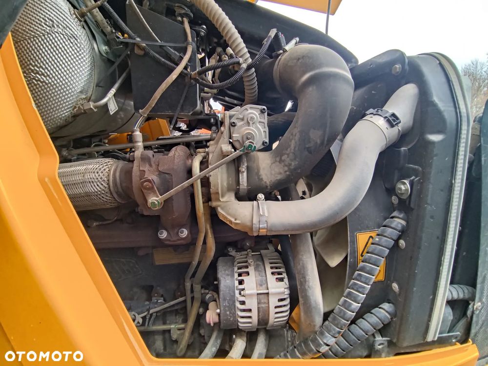 JCB 5CX SITEMASTER PRO 2022r - 14