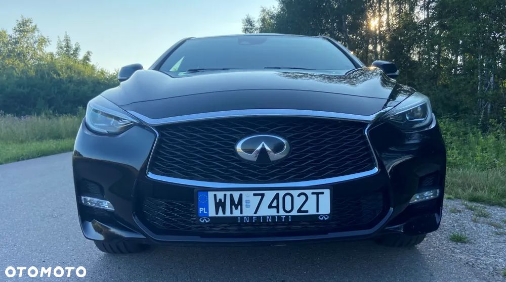 Infiniti Q30 1.5d Premium - 16