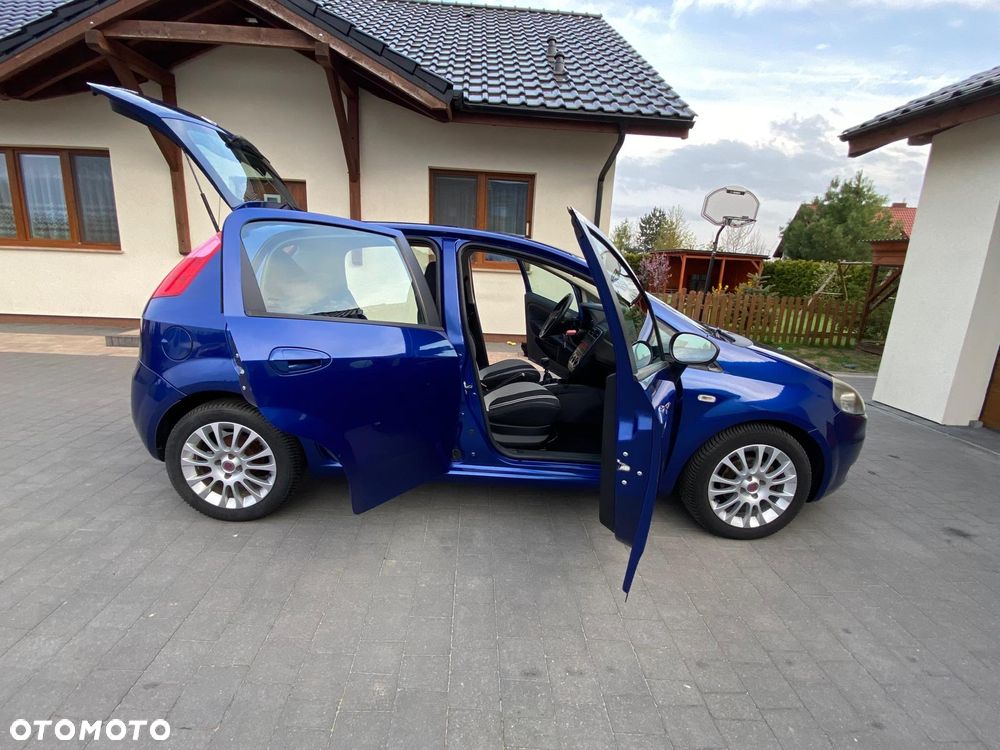 Fiat Grande Punto 1.2 8V - 16