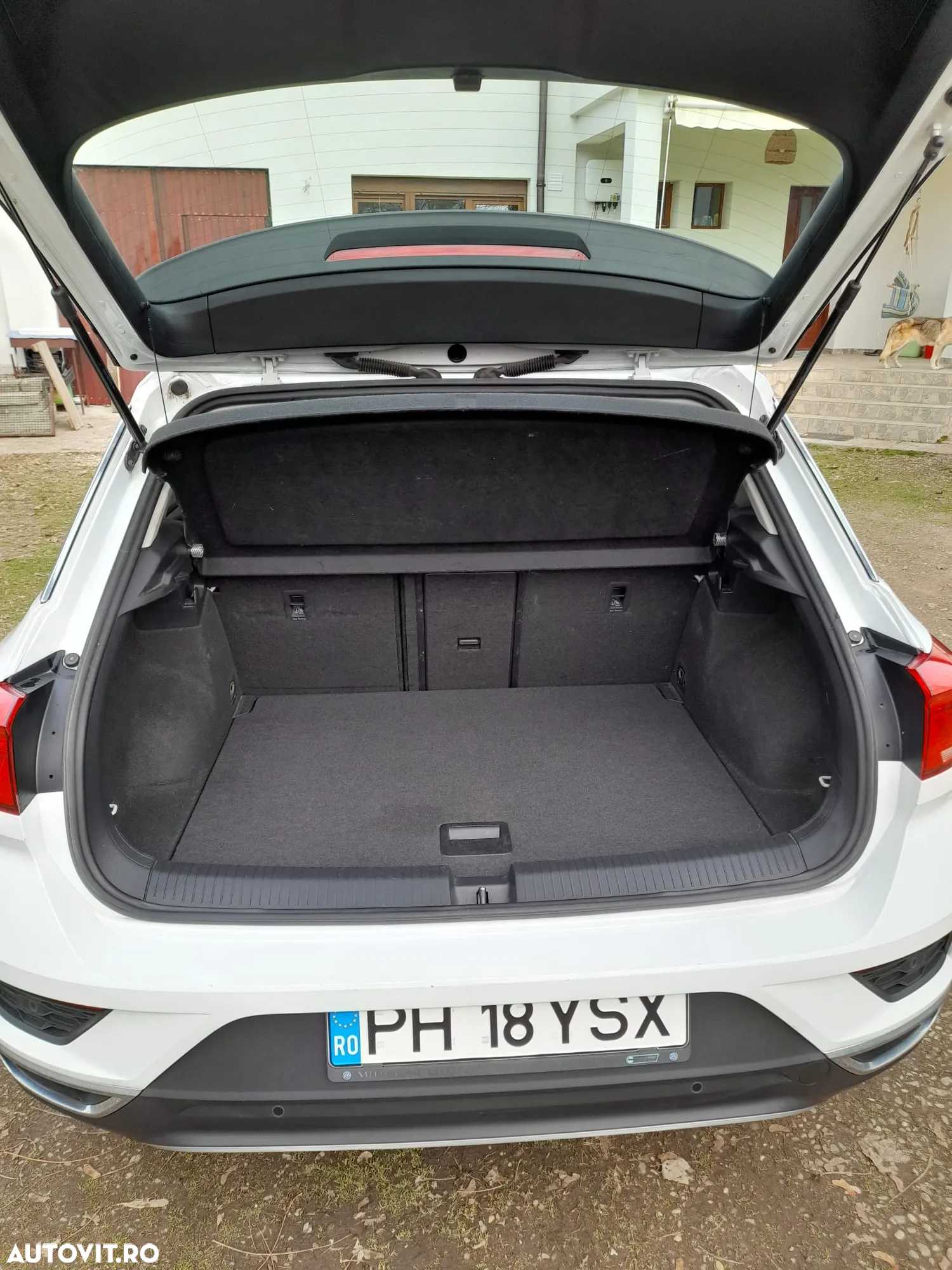 Volkswagen T-ROC - 14