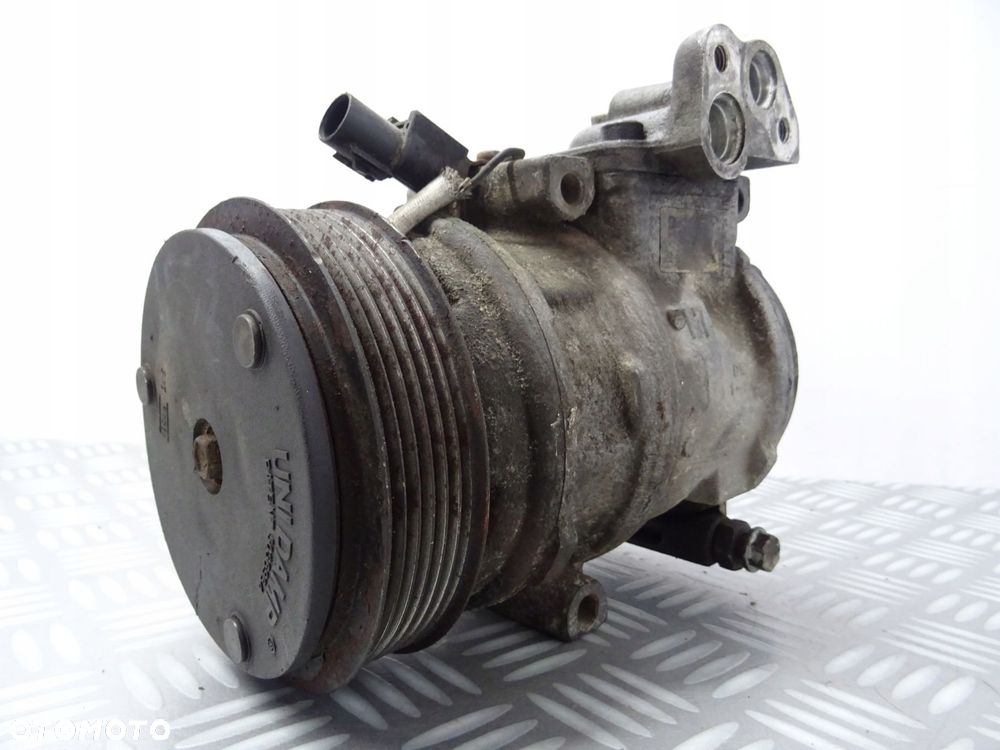 Sprężarka klimatyzacji Kia Carnival I 1998-2005 9C052-0050 ORYGINAŁ - 2