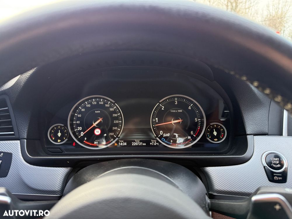 BMW Seria 5 535d xDrive AT - 14