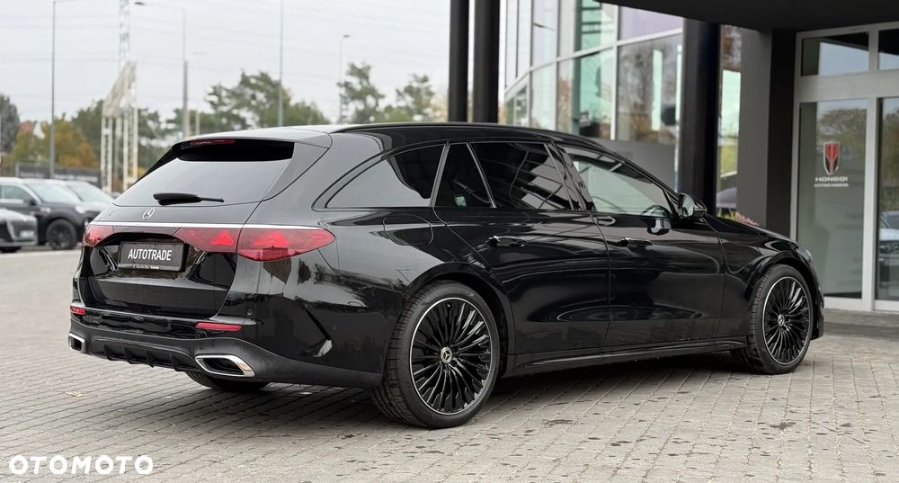 Mercedes-Benz Klasa E 220 d 4Matic 9G-TRONIC Edition AMG Line - 6