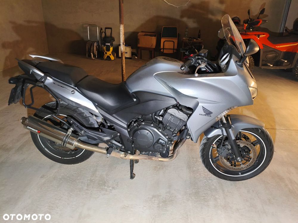 Honda CBF - 3