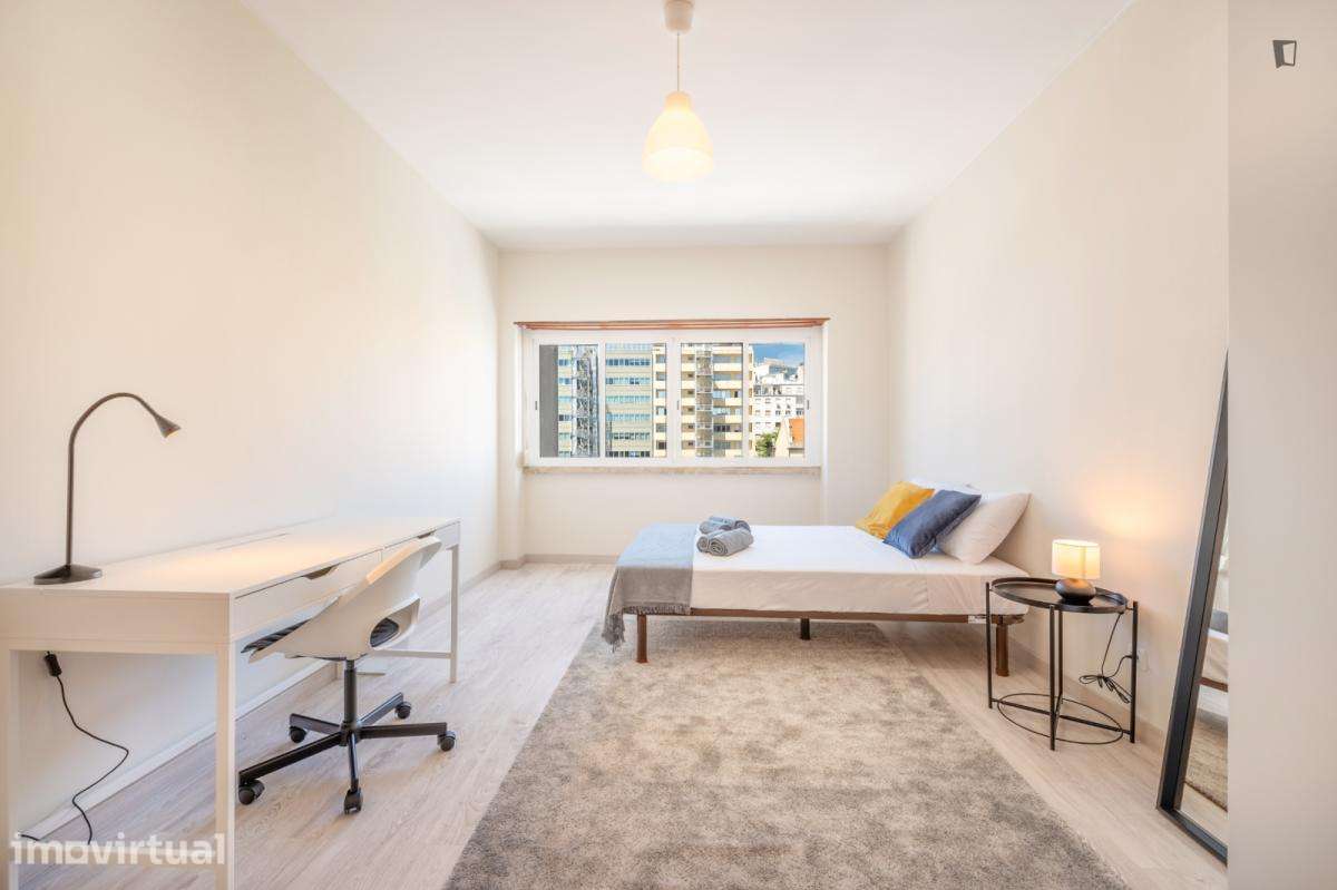Quarto - localizado em Saldanha Lisbon - Grande imagem: 2/17