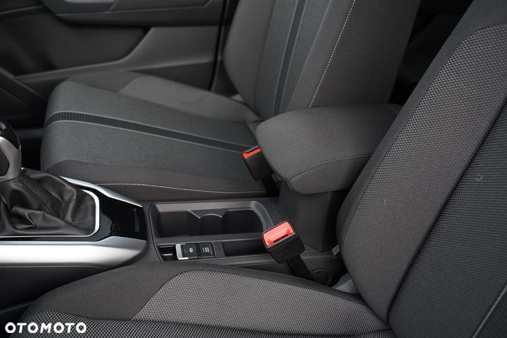 Volkswagen T-Roc 1.5 TSI Life Plus DSG - 22