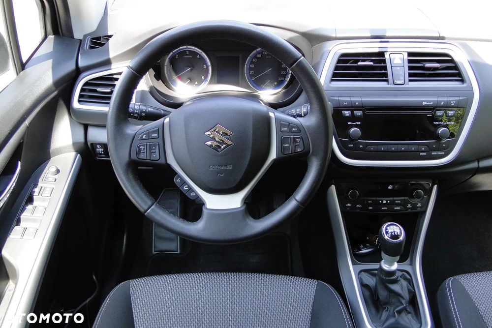 Suzuki SX4 S-Cross 1.6 DDiS 4x4 limited+ - 11
