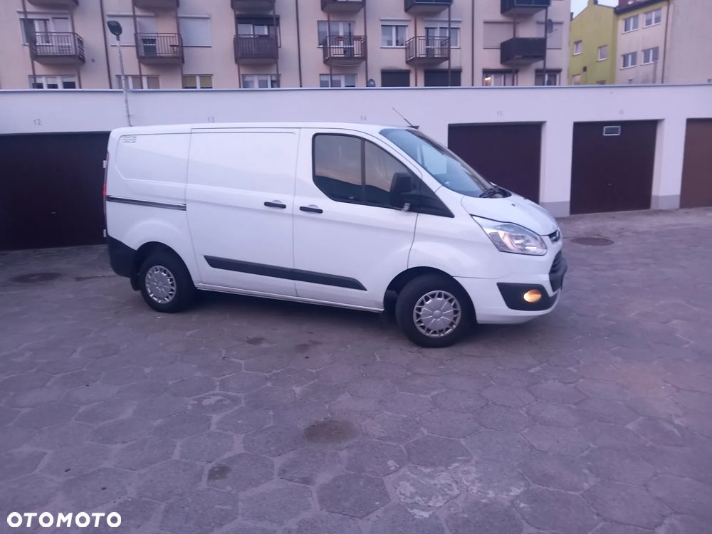 Ford TRANSIT CUSTOM - 8