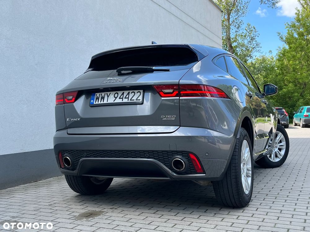 Jaguar E-Pace 2.0 i4D AWD R-Dynamic - 39