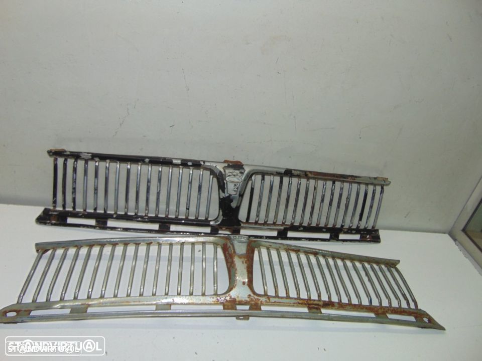 Toyota 1000 - grelha frontal para recuperar - 1