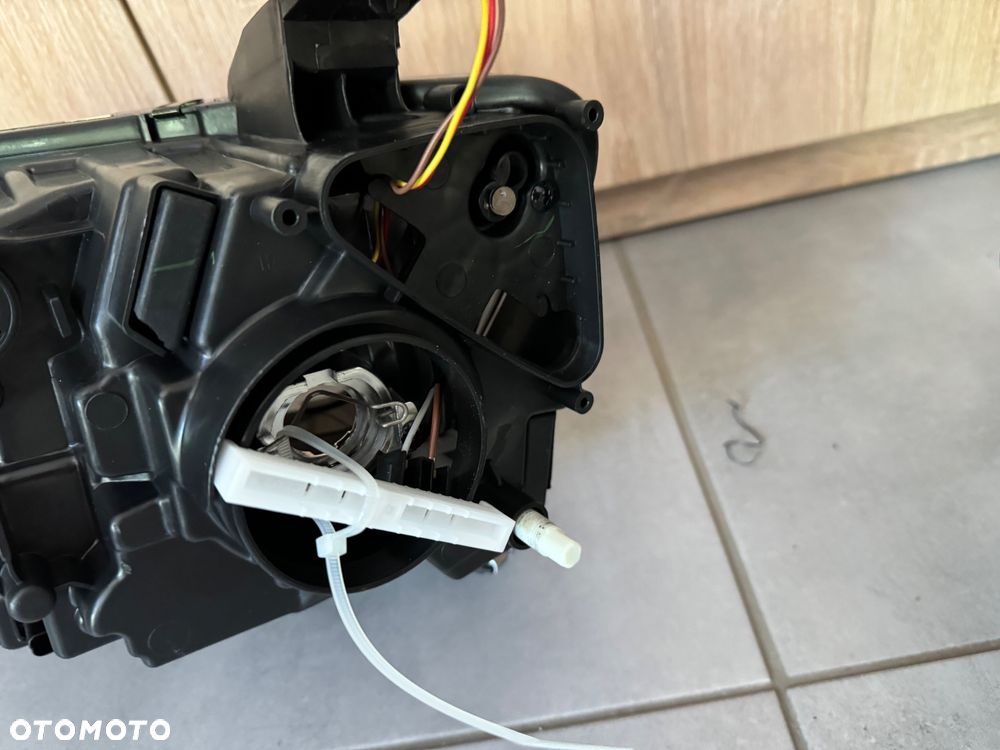 Dacia Duster II lift reflektor przód LED - 6