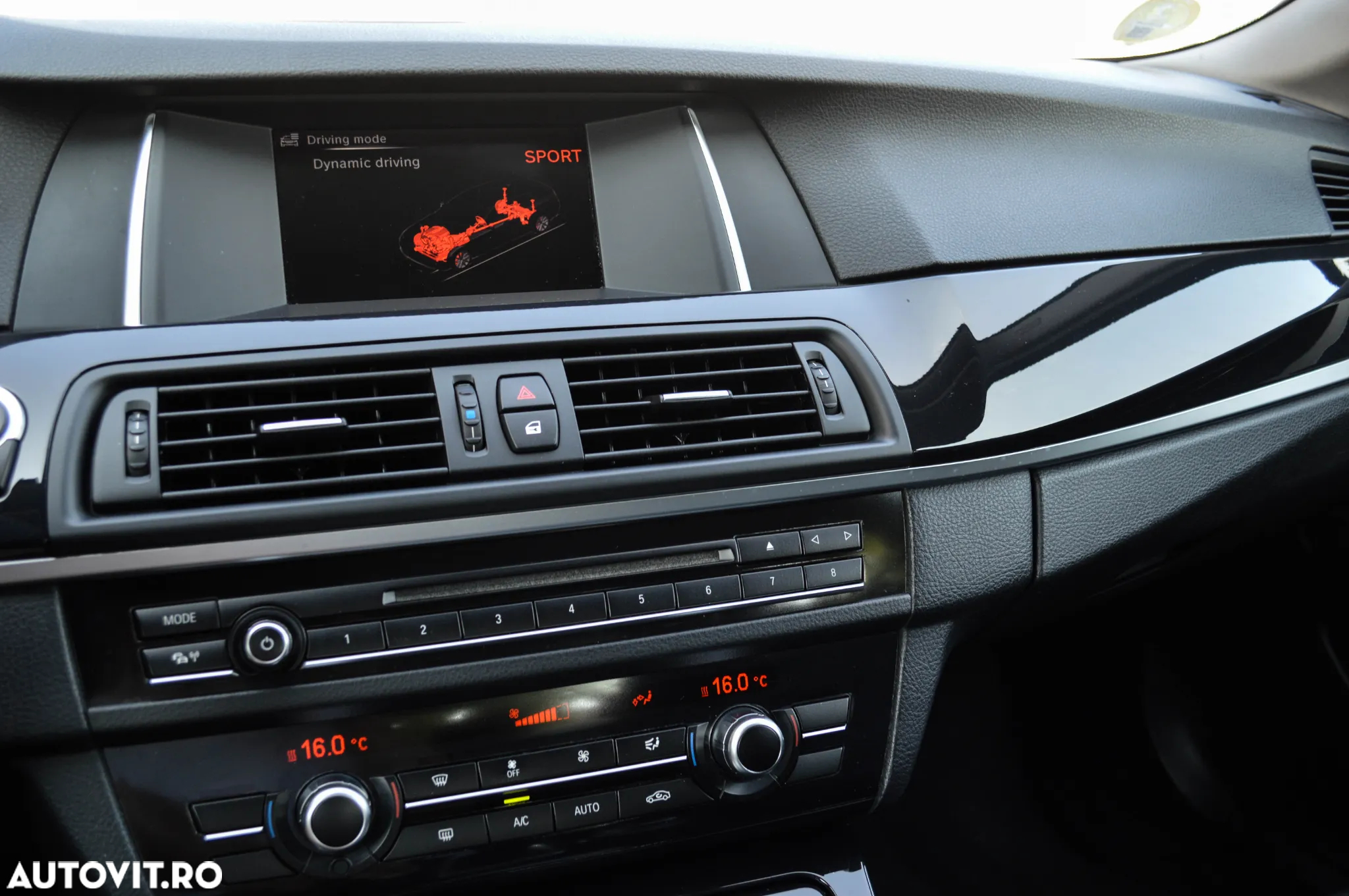 BMW Seria 5 520d Aut. - 7