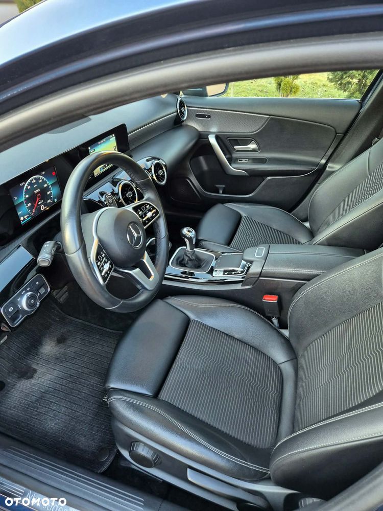 Mercedes-Benz Klasa A 200 Edition 19 - 29