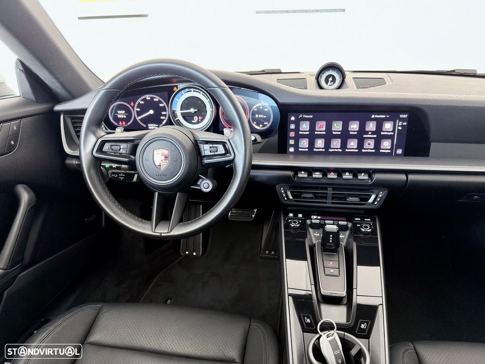 Porsche 911 (992) Carrera PDK - 20