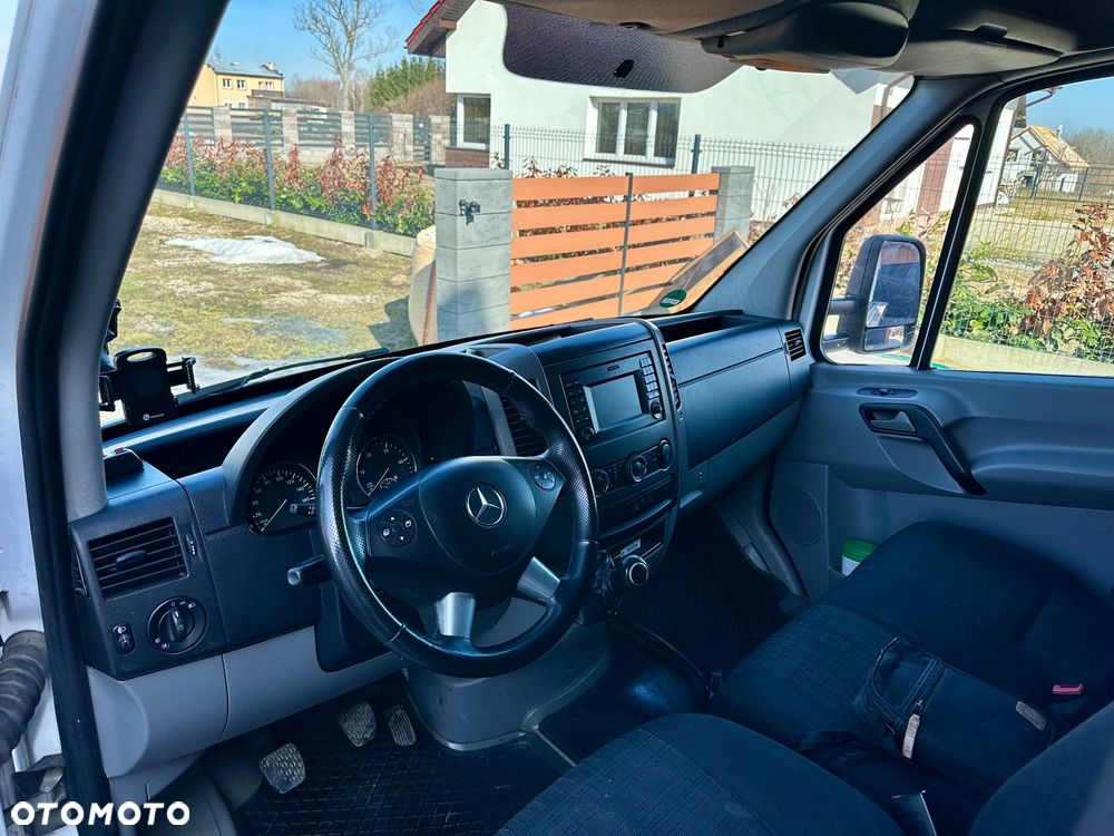 Mercedes-Benz Sprinter - 7