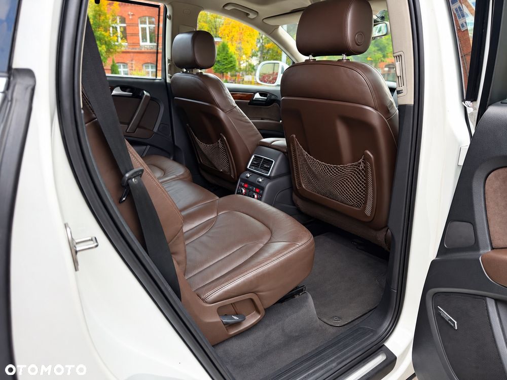Audi Q7 3.0 TFSI Quattro Tiptr - 7