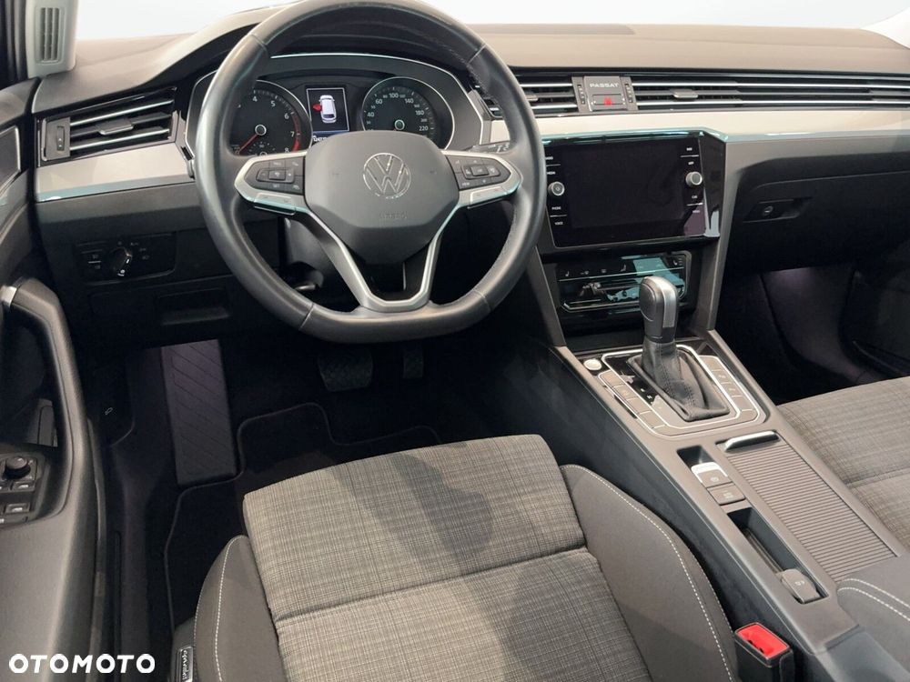 Volkswagen Passat Variant 2.0 TSI Business DSG - 14