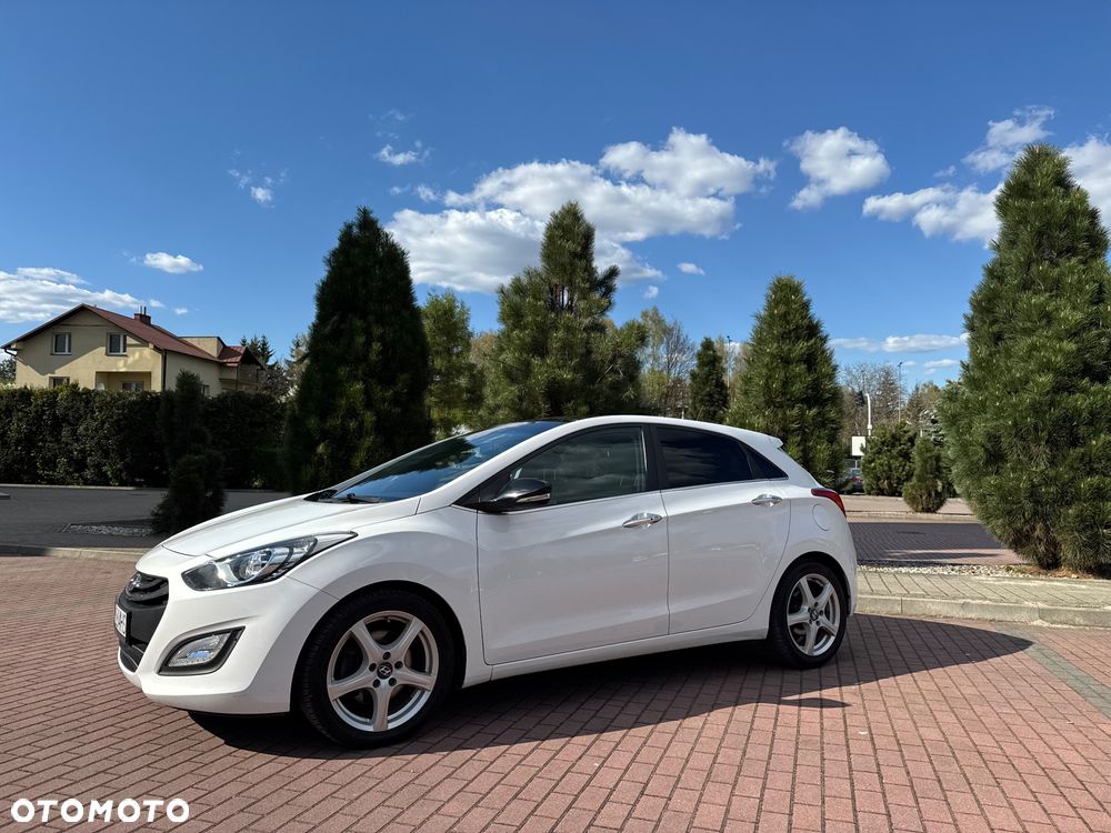 Hyundai i30 1.6 CRDi Fifa World Cup Edition - 3
