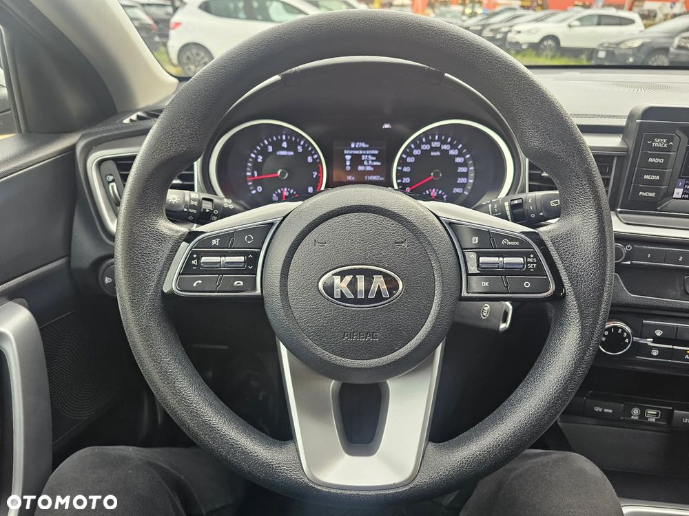 Kia Ceed 1.4 L Business Line Plus - 32