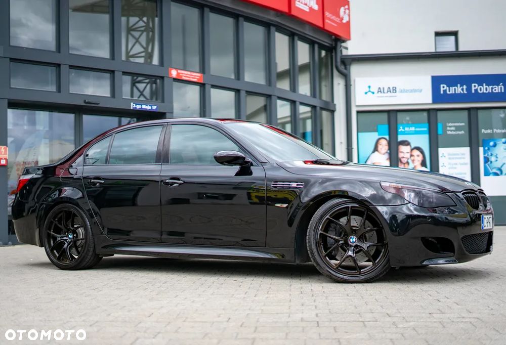 BMW M5 Standard - 11