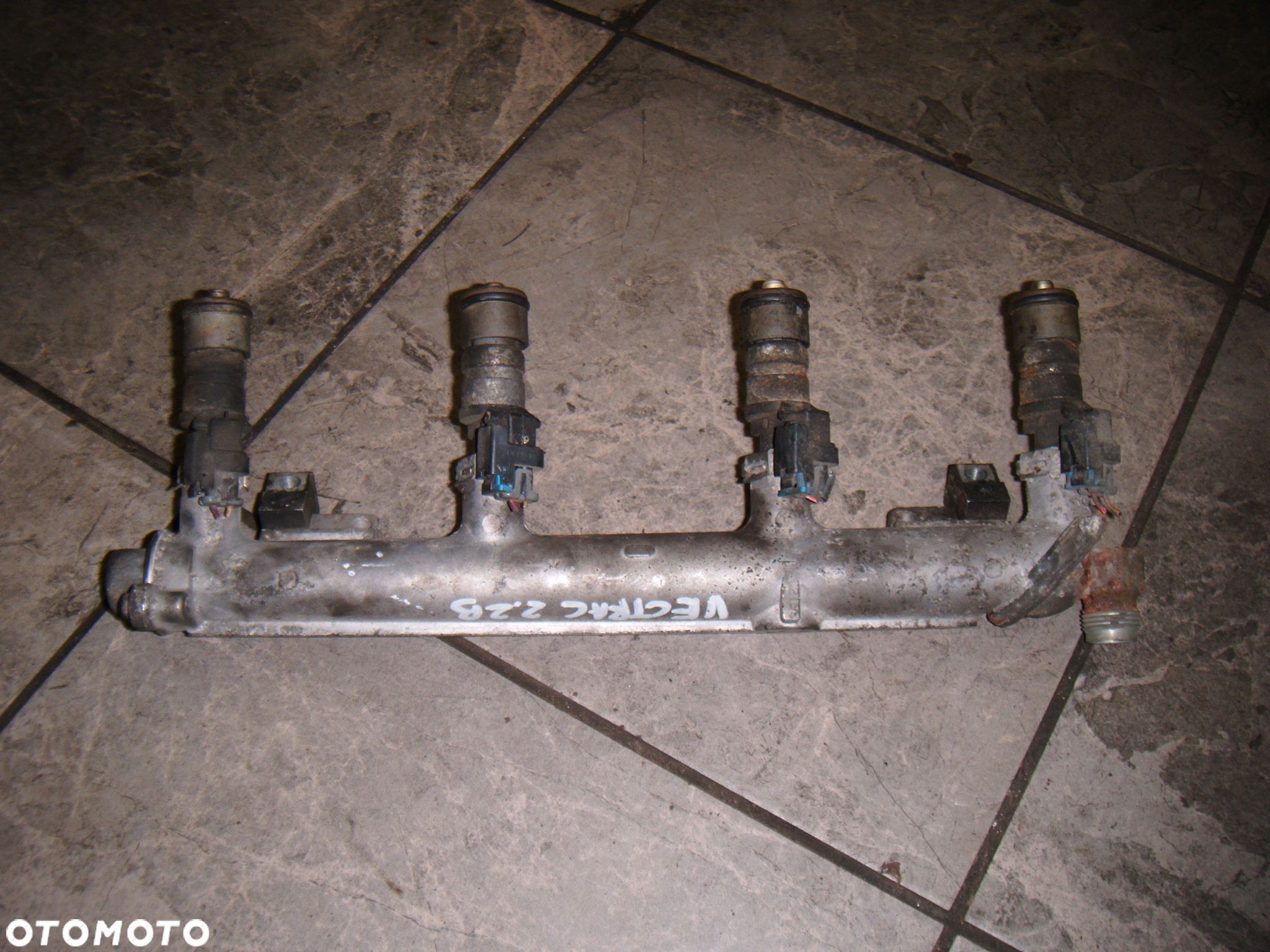 opel vectra c 2.2 16v listwa wtryskowa kompletna - 1