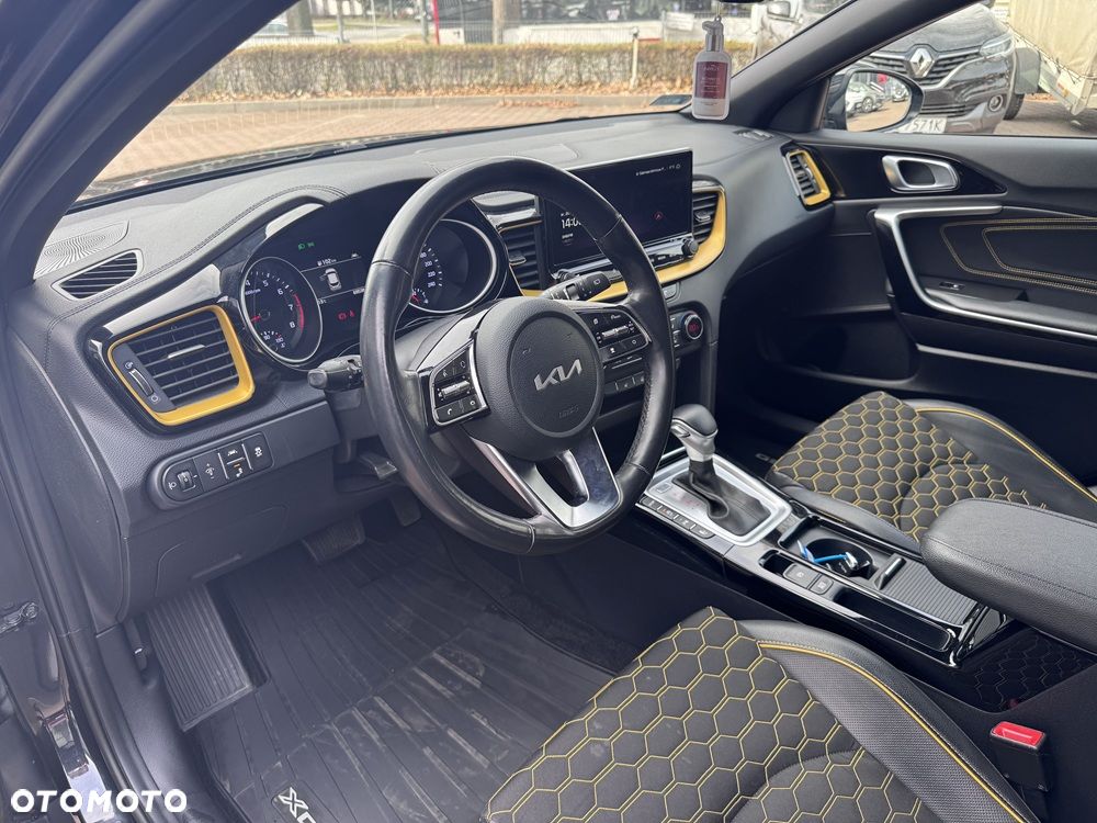 Kia XCeed 1.6 T-GDI Business Line DCT - 7