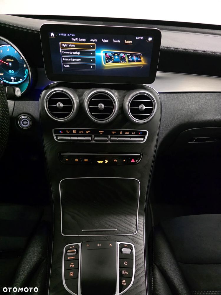 Mercedes-Benz GLC 300 de 4Matic 9G-TRONIC AMG Line Plus - 14