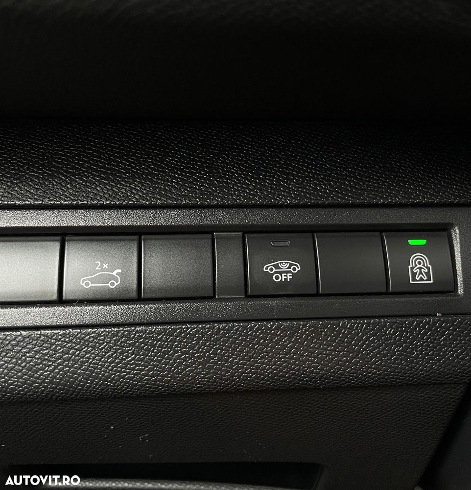 Peugeot 3008 BlueHDi 180 Stop & Start EAT6 GT - 40