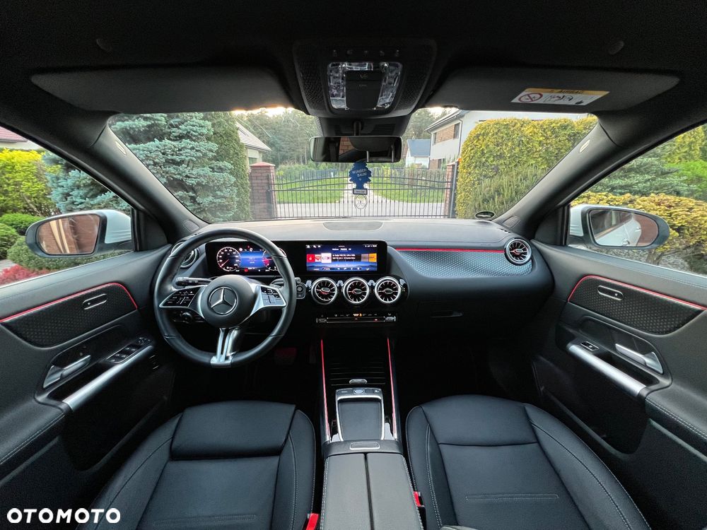 Mercedes-Benz GLA 220 d 4Matic 8G-DCT - 23