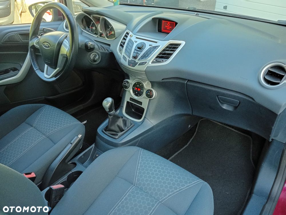 Ford Fiesta 1.25 Titanium - 10