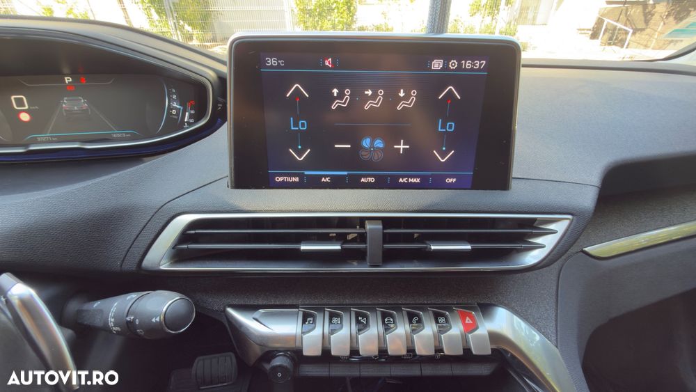 Peugeot 3008 1.2 PureTech Turbo S&S EAT6 Allure - 12