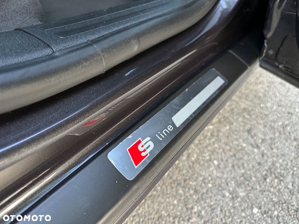 Audi A3 Sportback 2.0 TDI DPF Ambiente - 13