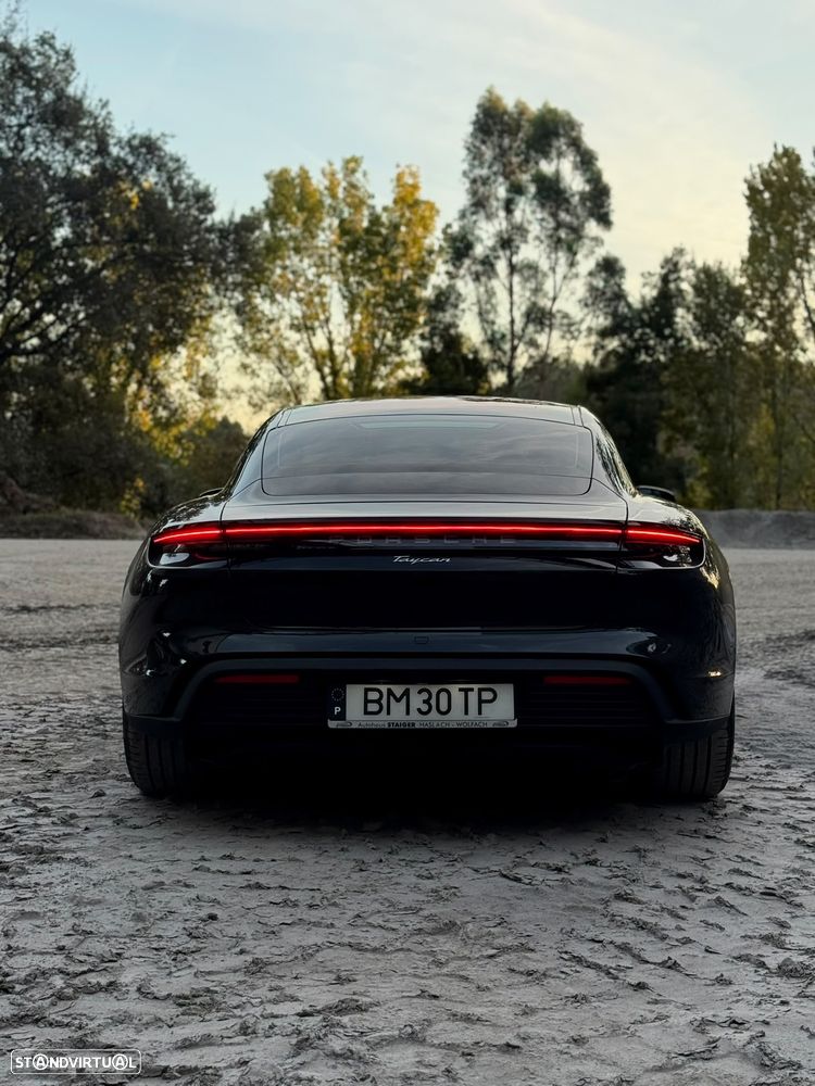 Porsche Taycan - 6
