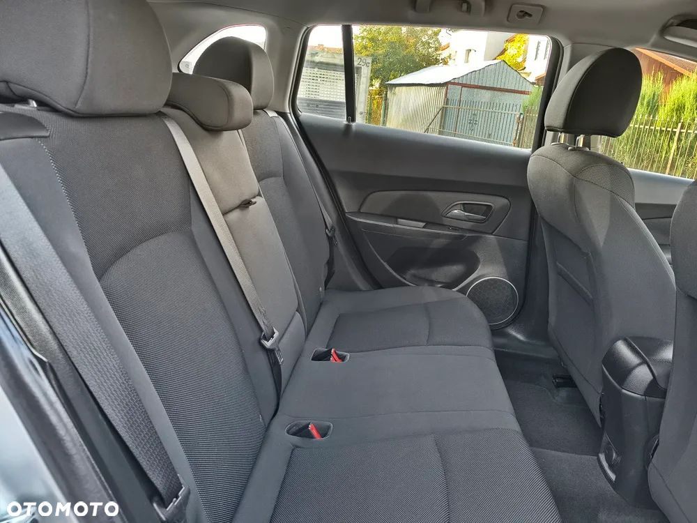 Chevrolet Cruze 1.6 LT - 22