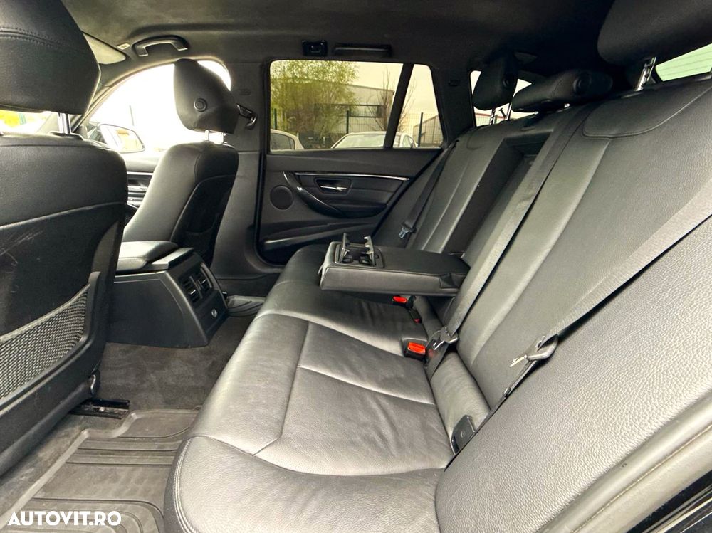 BMW Seria 3 318d Aut. - 20