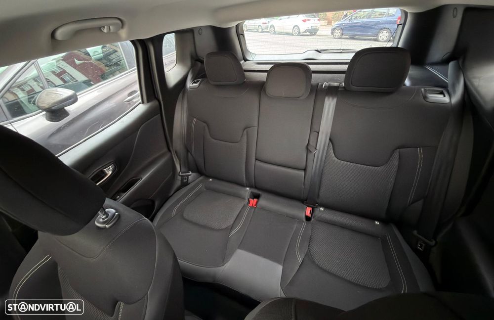 Jeep Renegade 1.6 MJD Limited - 13