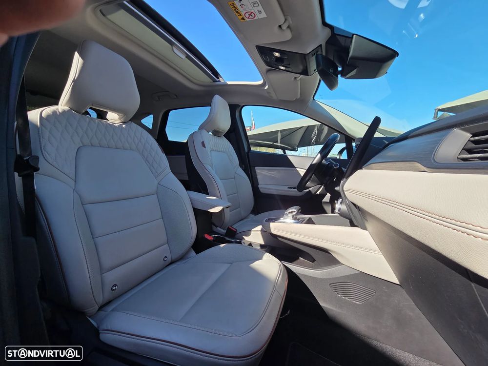 Renault Captur 1.5 dCi Initiale Paris EDC - 21