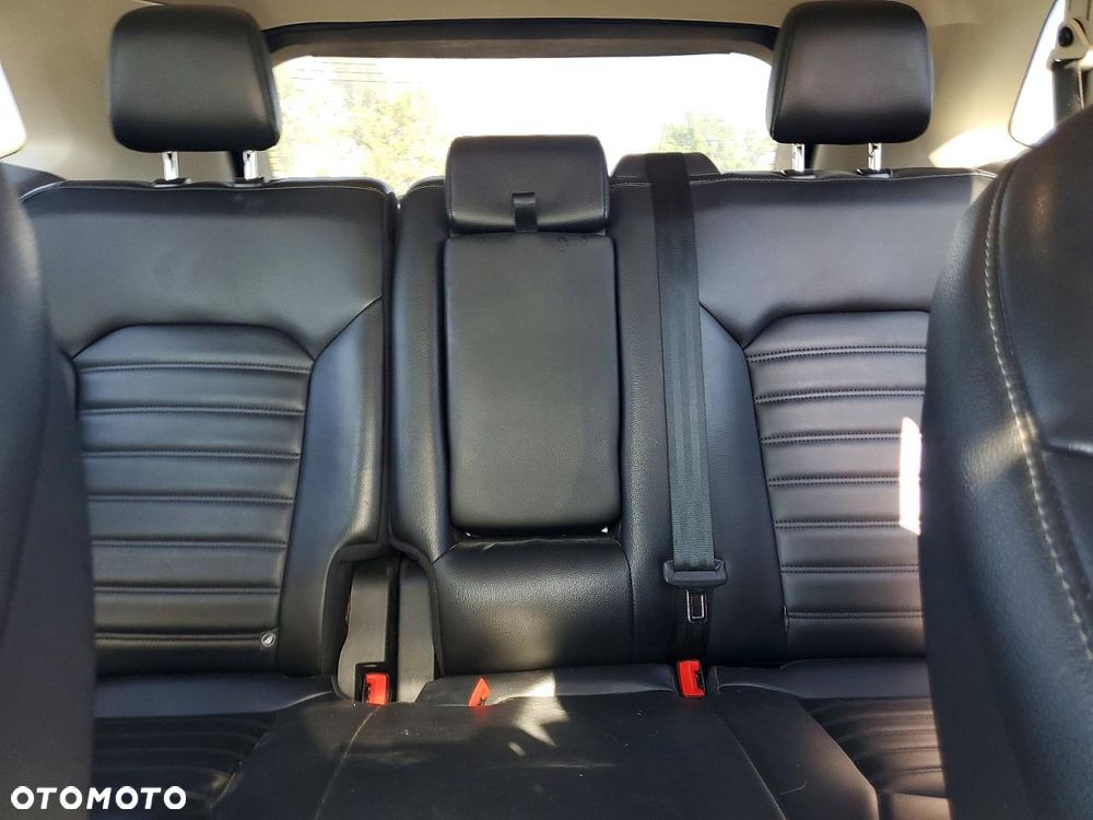 Ford Edge - 12