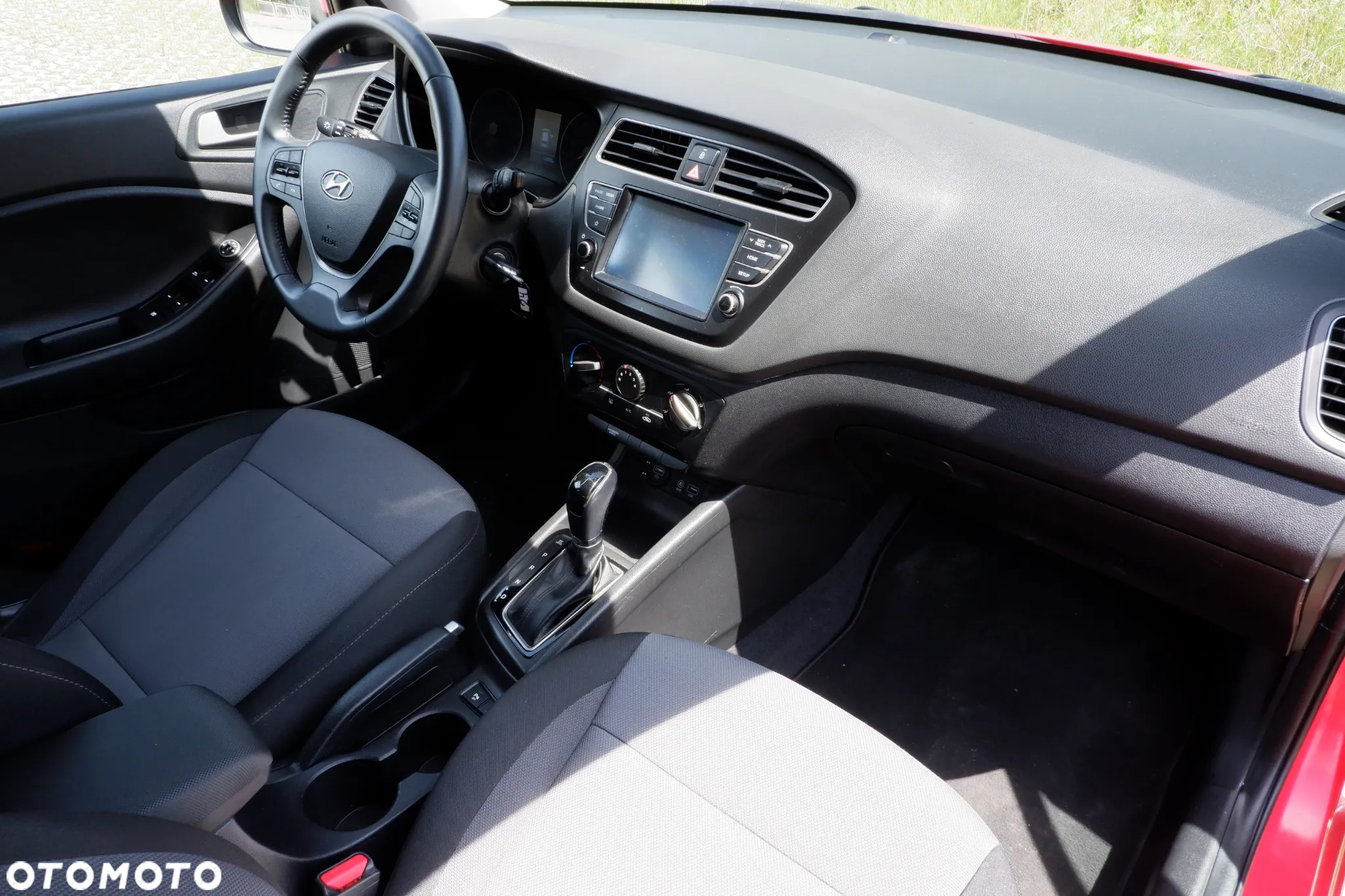 Hyundai i20 1.0 T-GDi Comfort DCT - 4