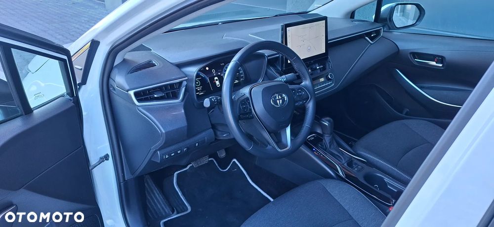 Toyota Corolla 1.8 Hybrid Comfort - 21