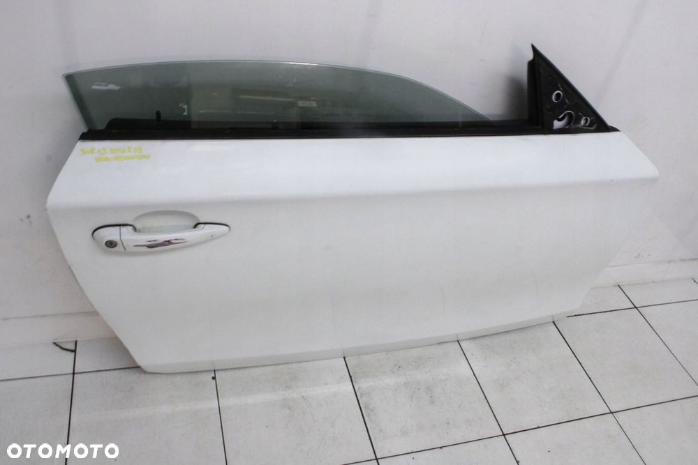 BMW 1 E82 E88 07R- DRZWI PRAWE PRZEDNIE PRAWY PRZÓD A300 ALPINWEISS - 2