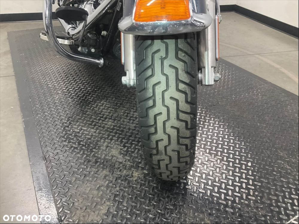 Harley-Davidson Softail Heritage Classic - 11