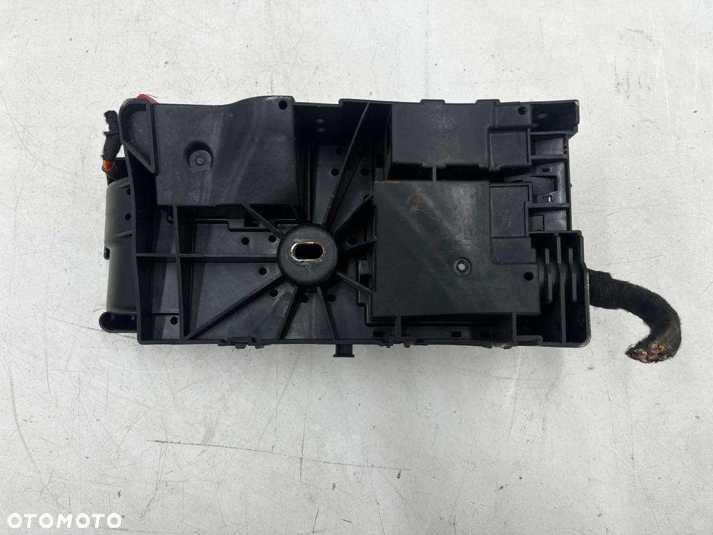 Skrzynka bezpieczników Opel Insignia A 08-17r. moduł BSI 13222782 - 7