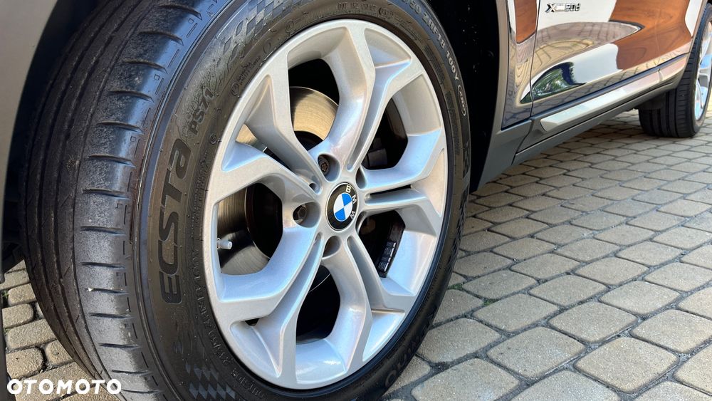 BMW X3 xDrive20d Luxury Line - 16